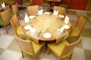 Hometel Hotel